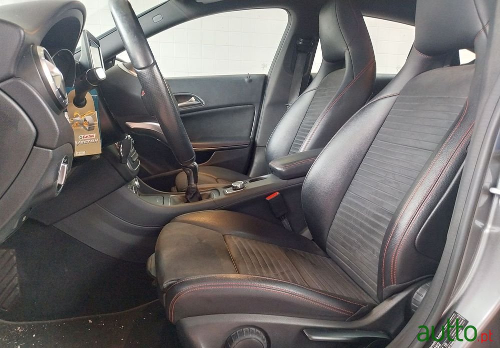 2016' Mercedes-Benz Classe Cla photo #4