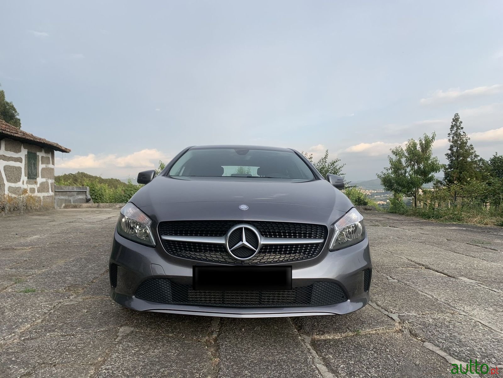 2016' Mercedes-Benz A-180 photo #3