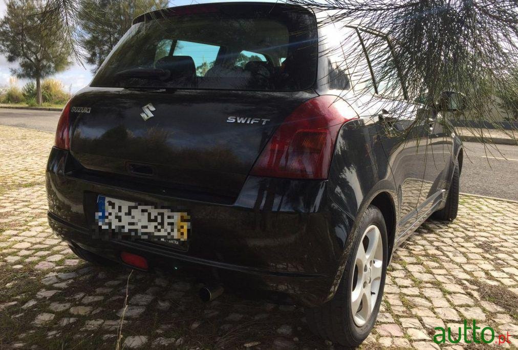 2007' Suzuki Swift 1.3 Ddis photo #1
