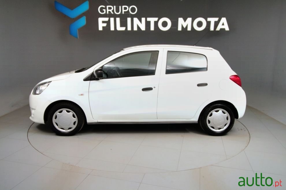 2015' Mitsubishi Space Star photo #5