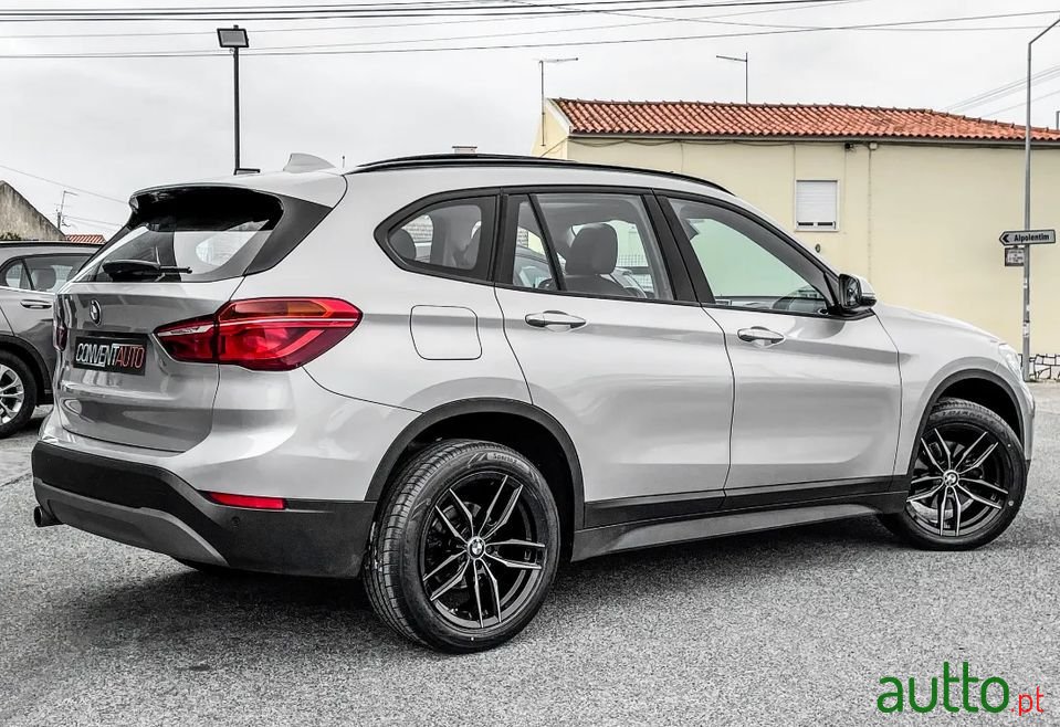 2017' BMW X1 Sport photo #3