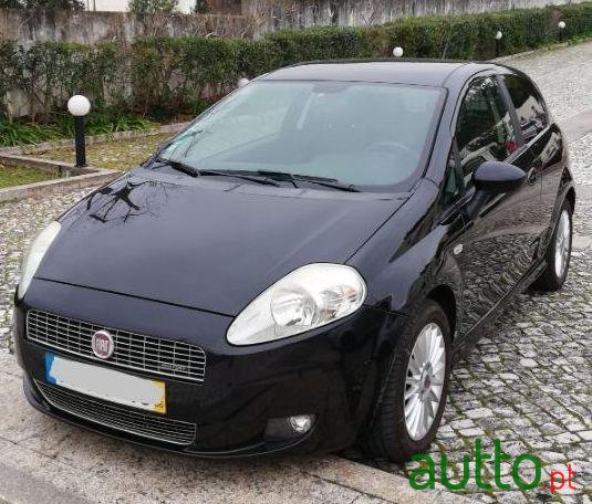 2009' Fiat Punto 90Cv Comercial photo #1