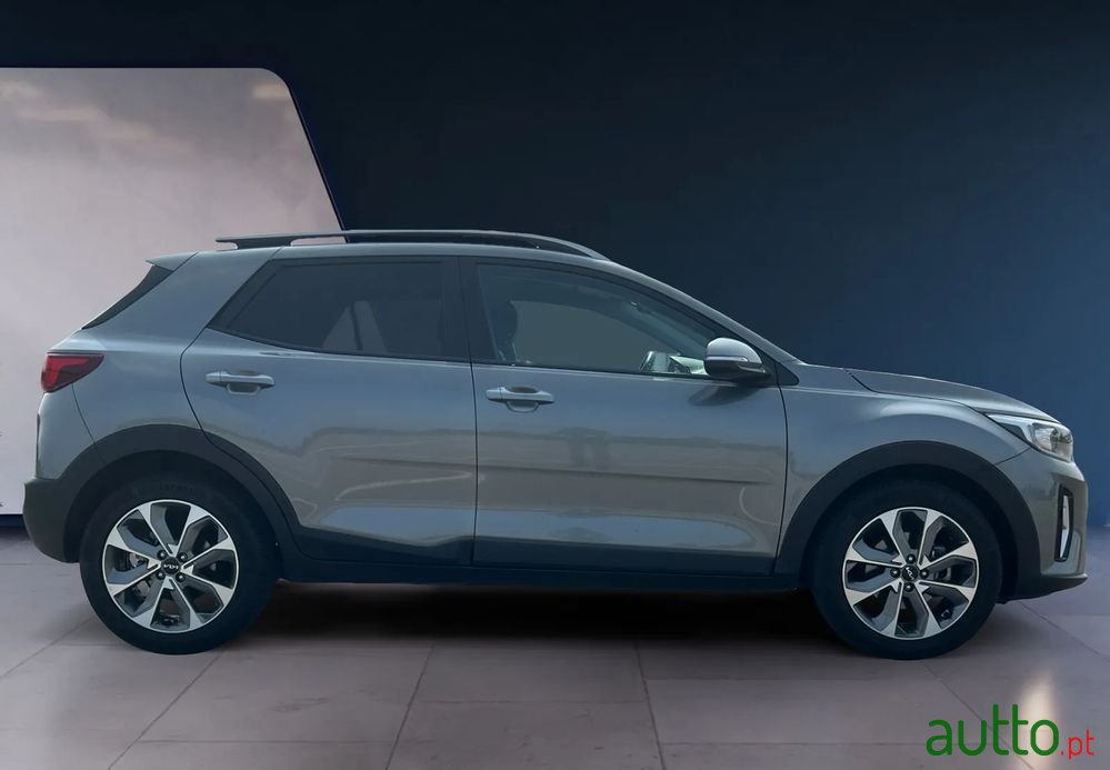 2024' Kia Stonic 1.0 T-Gdi Drive photo #4