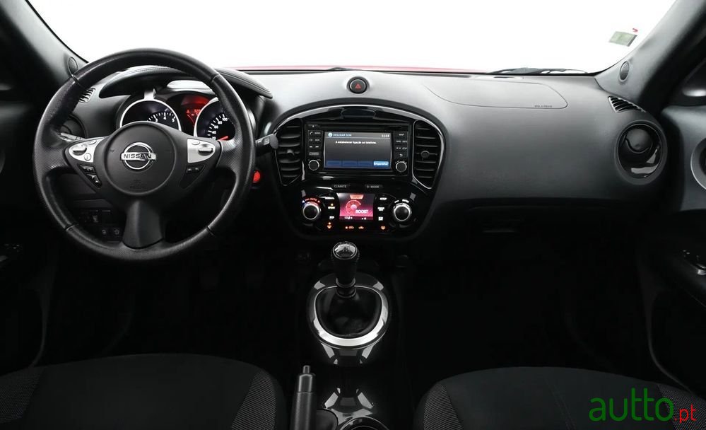 2016' Nissan Juke 1.2 Dig-T N-Connecta photo #3
