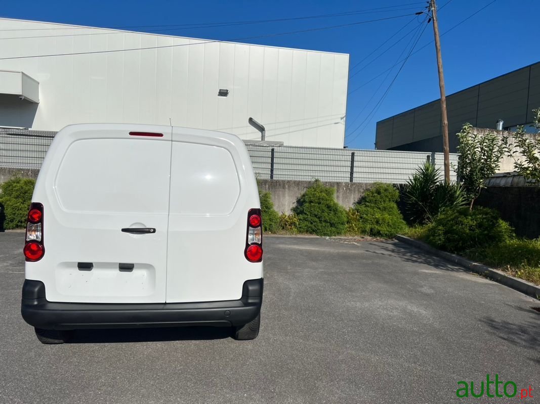 2014' Citroen Berlingo photo #5