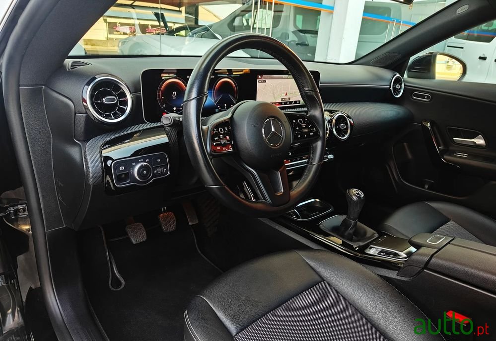 2020' Mercedes-Benz CLA 180 photo #6