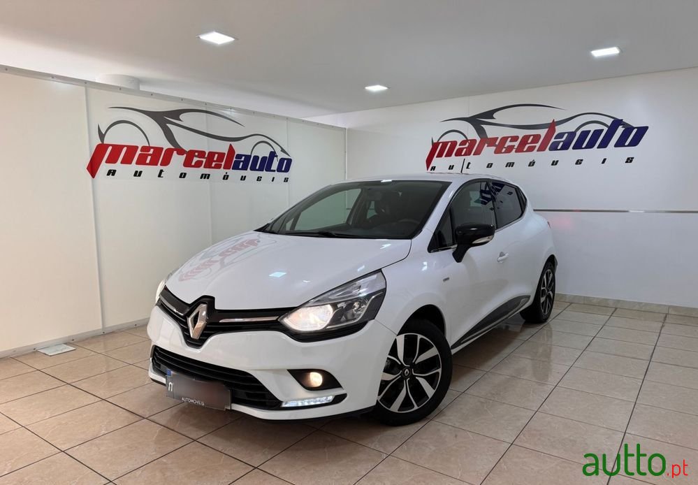2019' Renault Clio 0.9 Tce Limited photo #1