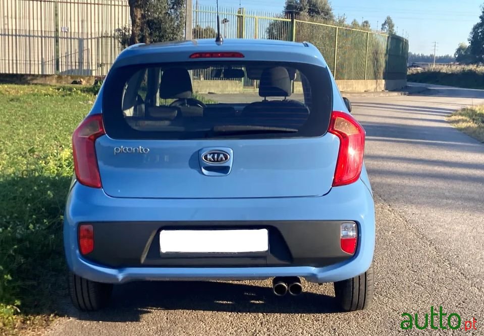 2011' Kia Picanto photo #4