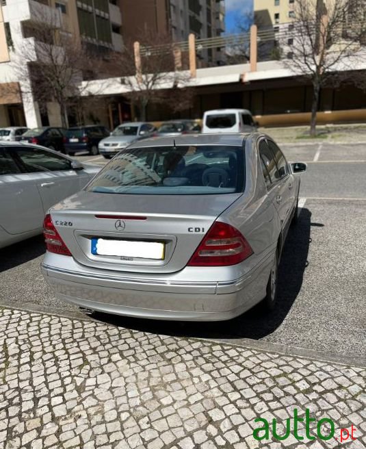 2002' Mercedes-Benz C-220 photo #6