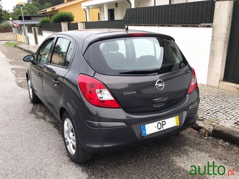 2014' Opel Corsa photo #6