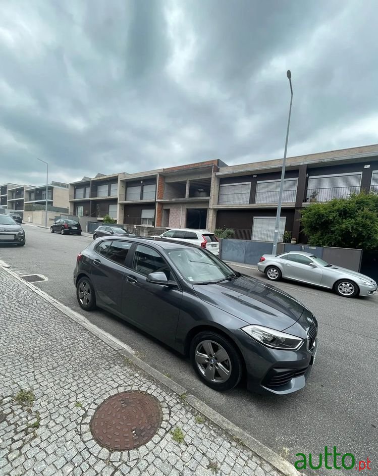 2019' BMW Série 1 D photo #4