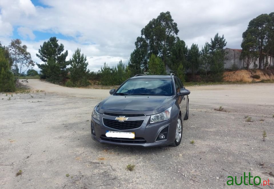 2013' Chevrolet Cruze Sw photo #1