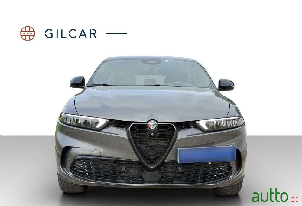 2023' Alfa Romeo Tonale photo #2