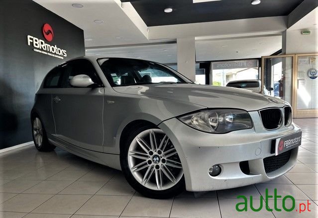 2008' BMW 118 D Pack M photo #3