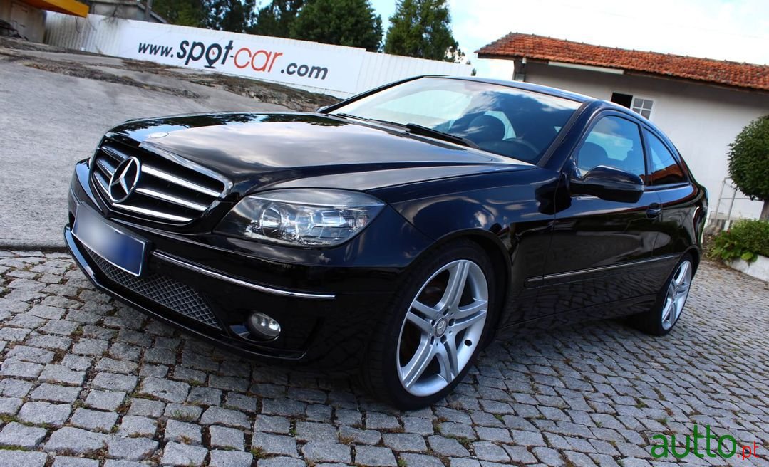 2009' Mercedes-Benz Clc-220 photo #2