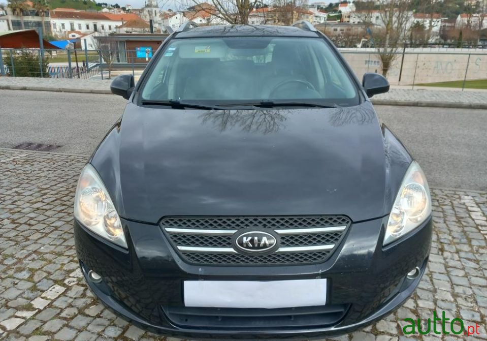 2008' Kia Ceed Sw photo #1