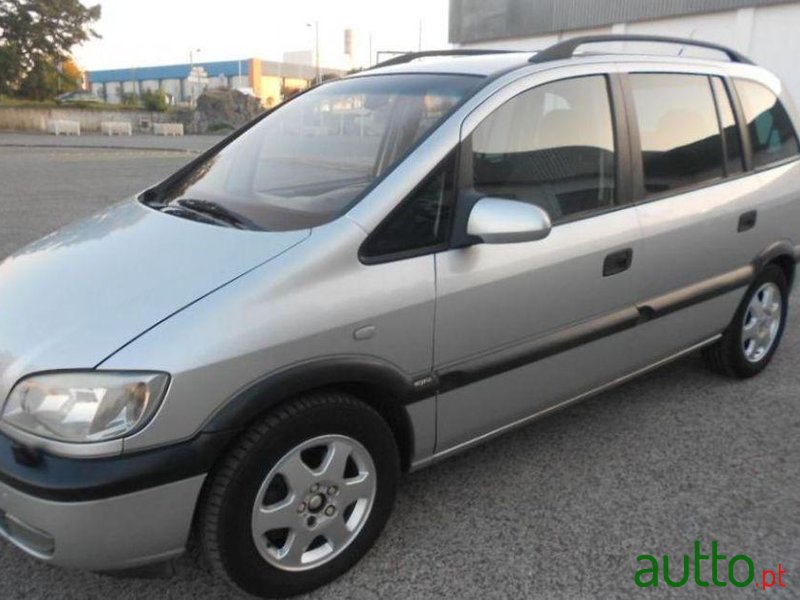 2000' Opel Zafira photo #3