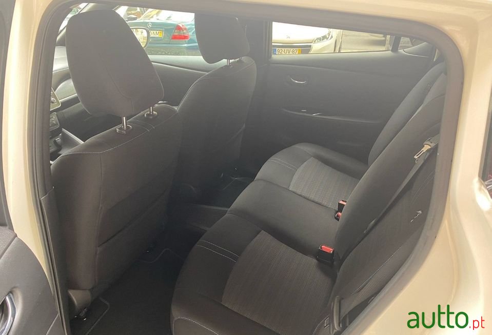 2019' Nissan Leaf photo #6