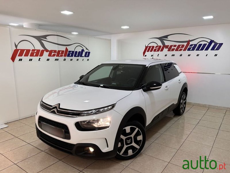 2019' Citroen C4 Cactus photo #1