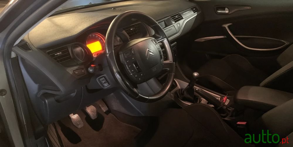 2009' Citroen C5 1.6 Hdi Sx photo #6