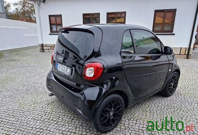 2015' Smart Fortwo photo #4