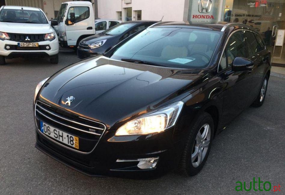 2014' Peugeot 508 Sw photo #2