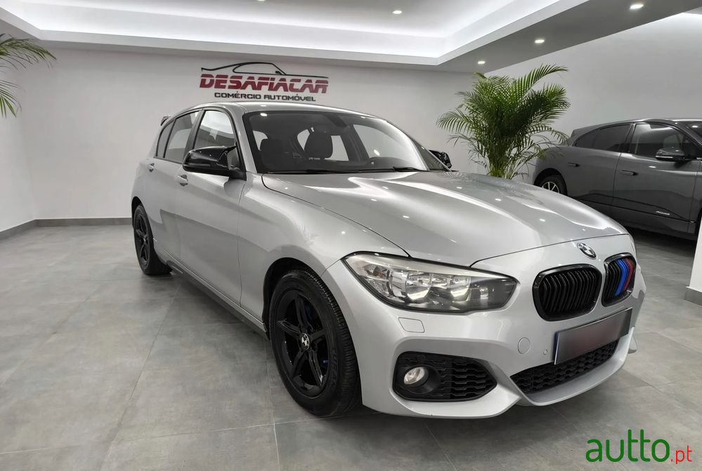 2015' BMW Série 1 D Line Sport photo #3