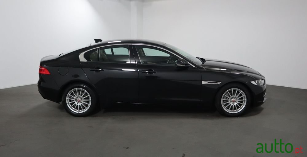 2018' Jaguar XE 2.0 D Prestige Aut. photo #5