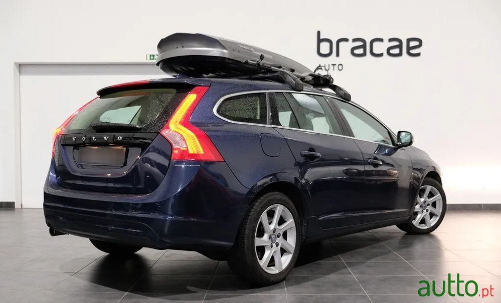 2015' Volvo V60 1.6 D2 Summum Eco photo #5