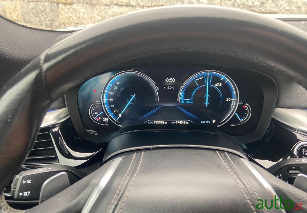 2018' BMW 520 D Line Luxury Auto photo #3