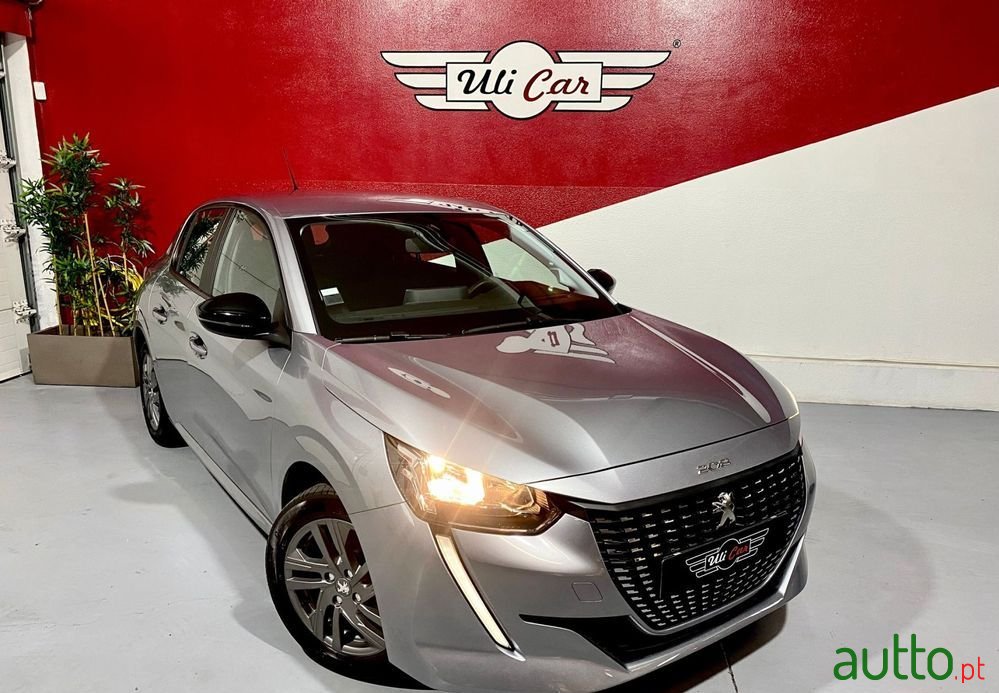 2022' Peugeot 208 photo #1