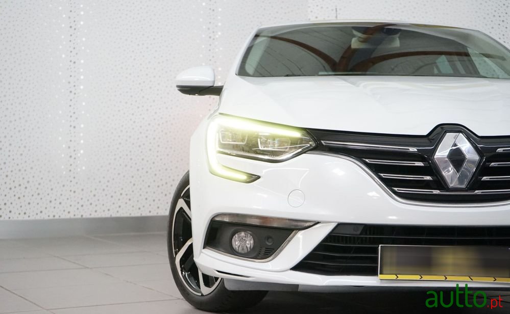 2018' Renault Megane photo #6
