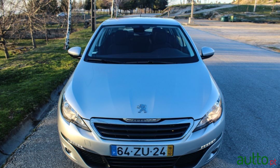 2016' Peugeot 308 photo #2