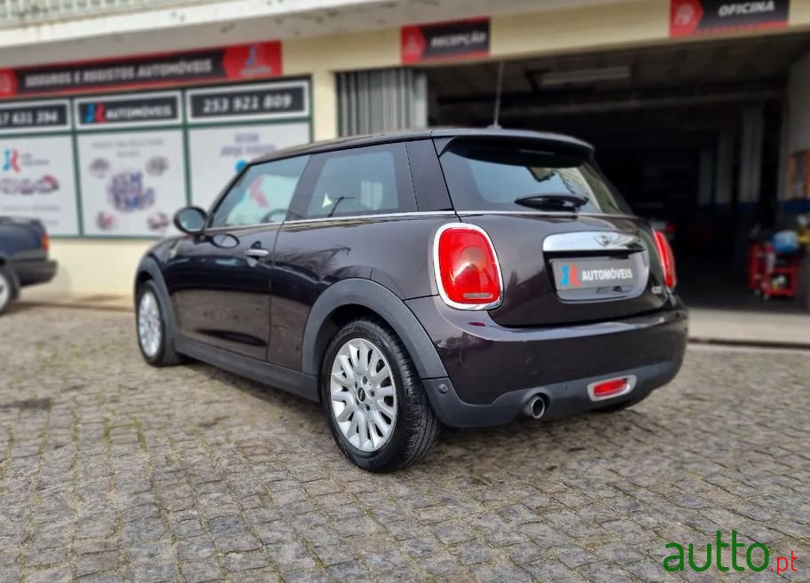 2014' MINI One photo #4