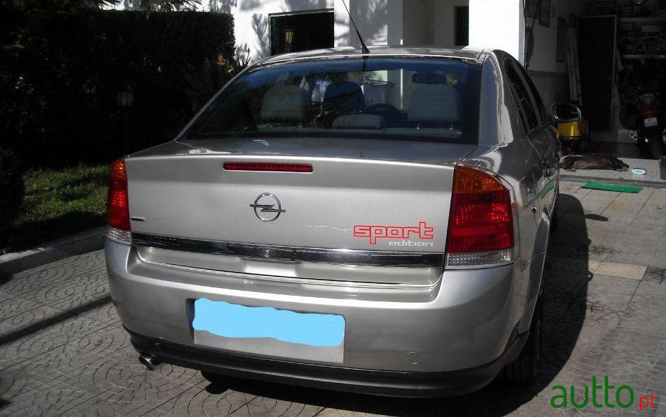 2003' Opel Vectra photo #1