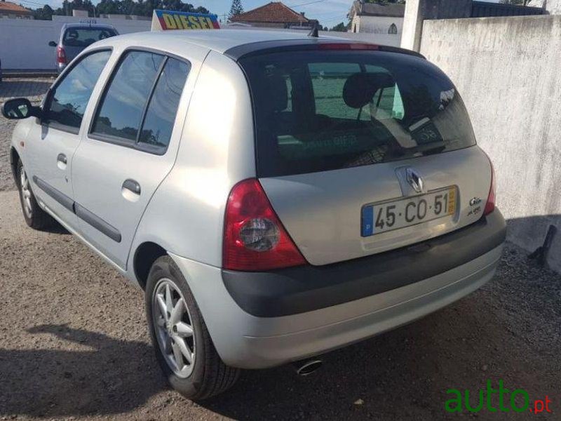 2002' Renault Clio 1.5 Dci Expression photo #1