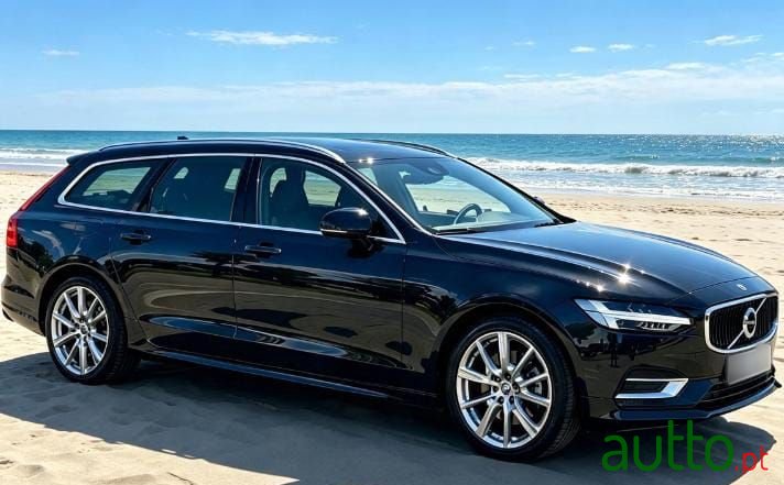 2019' Volvo Xc 40 photo #2