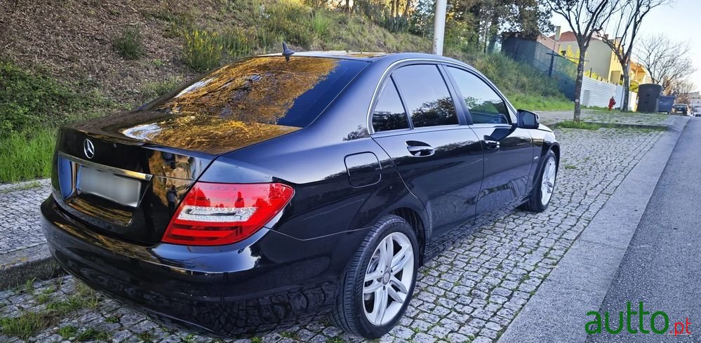2012' Mercedes-Benz Classe C photo #4