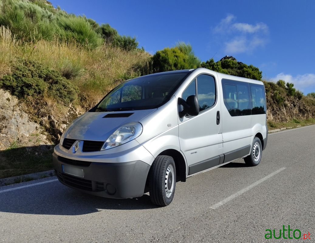 2008' Renault Trafic photo #4