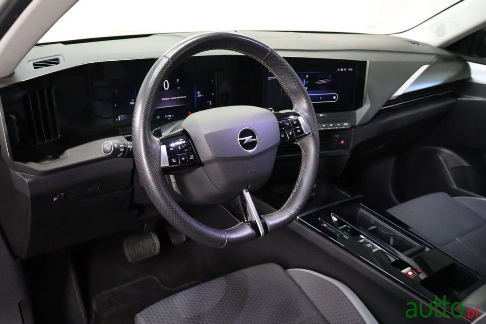 2024' Opel Astra Sports Tourer photo #5