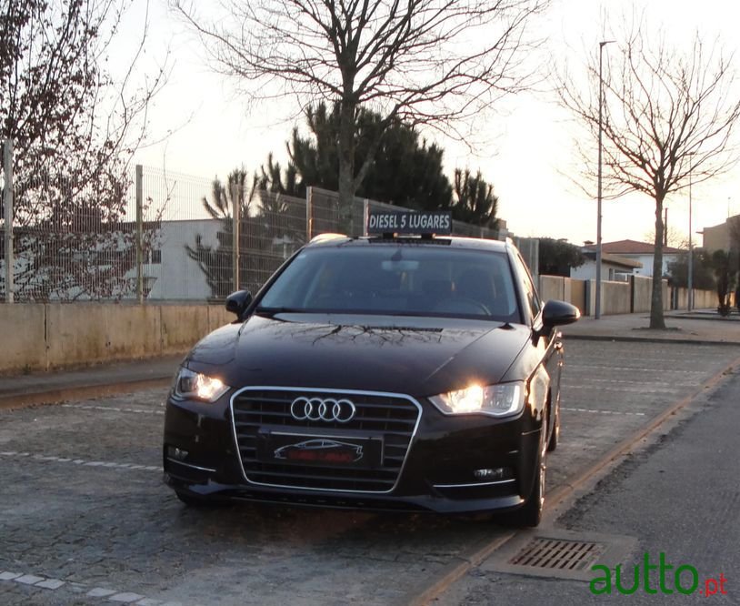 2016' Audi A3 Sportback photo #2