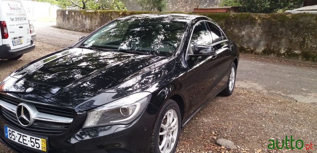 2015' Mercedes-Benz Cla-180 photo #2