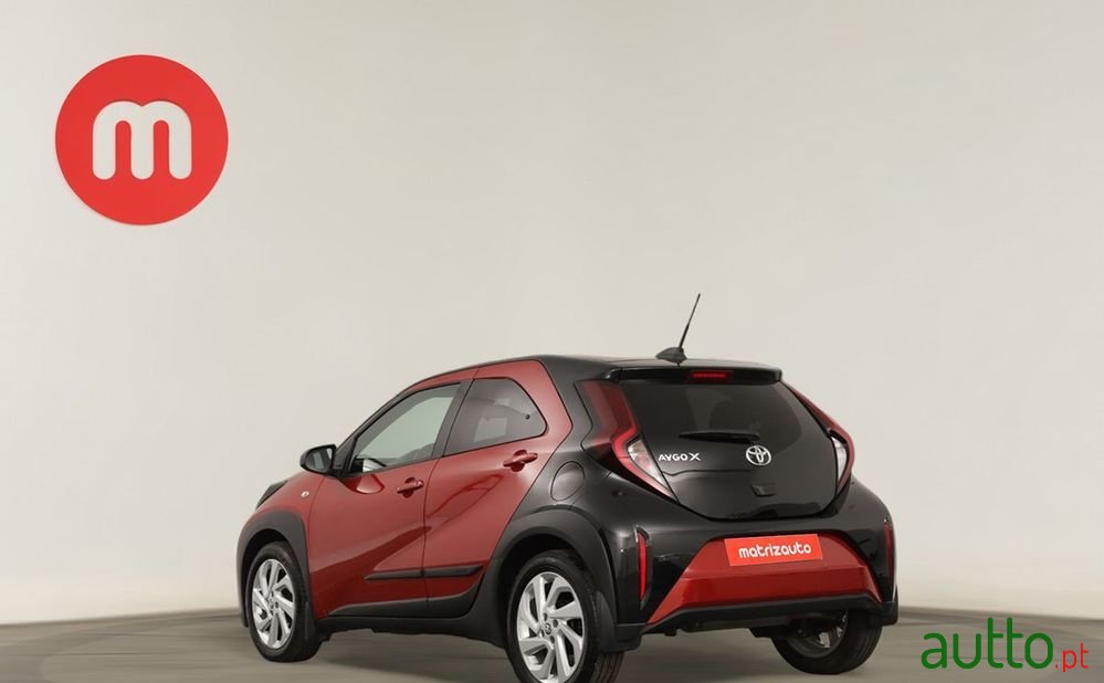 2022' Toyota Aygo X 1.0 Play photo #3