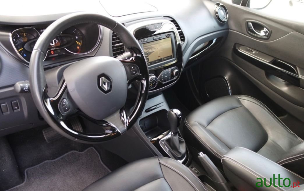 2014' Renault Captur photo #6