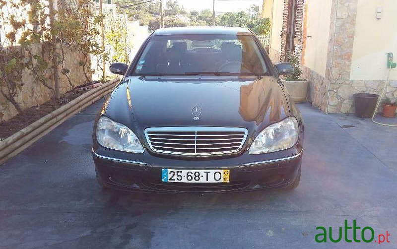 2002' Mercedes-Benz S-320 photo #2