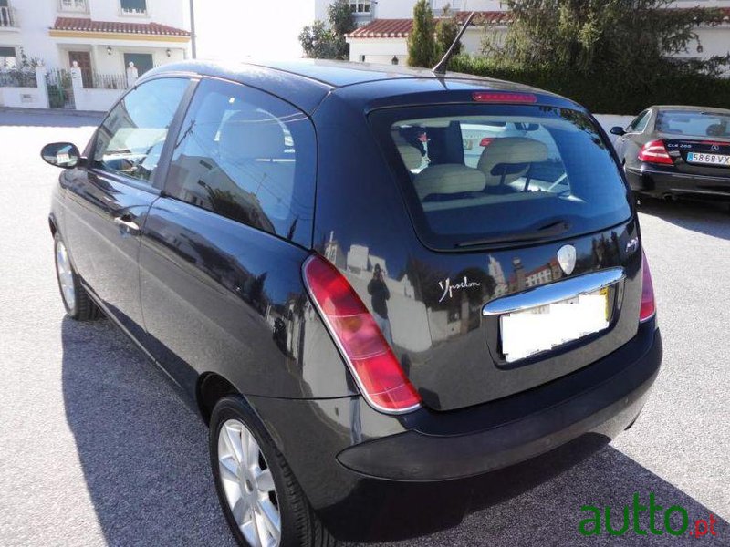 2005' Lancia Ypsilon 1.3 M-Jet Argento 4 photo #2