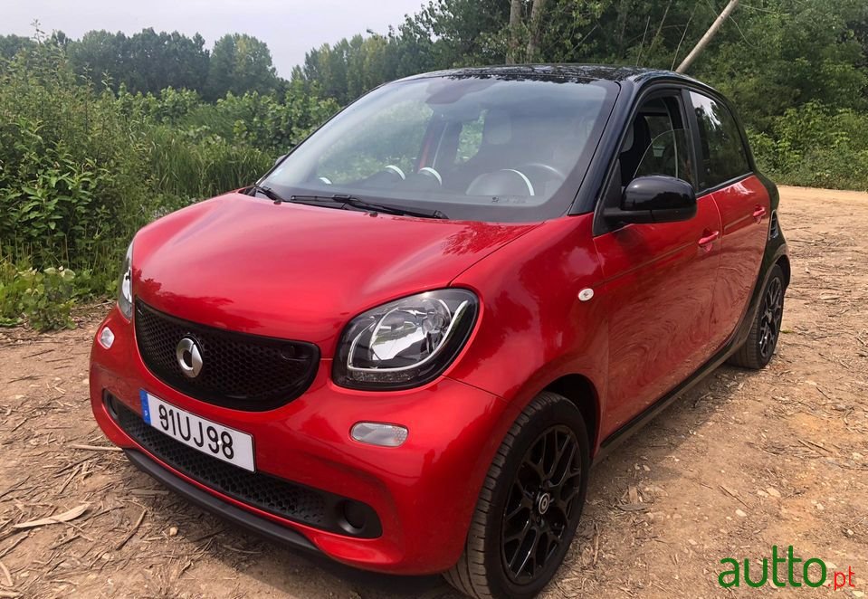 2015' Smart Forfour photo #3