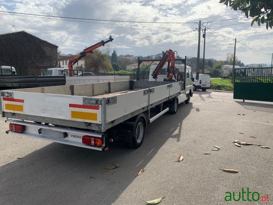 2009' Mitsubishi Canter photo #5