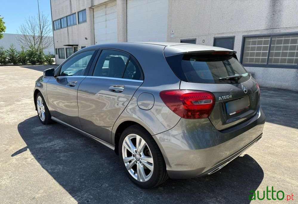 2016' Mercedes-Benz Classe A photo #4