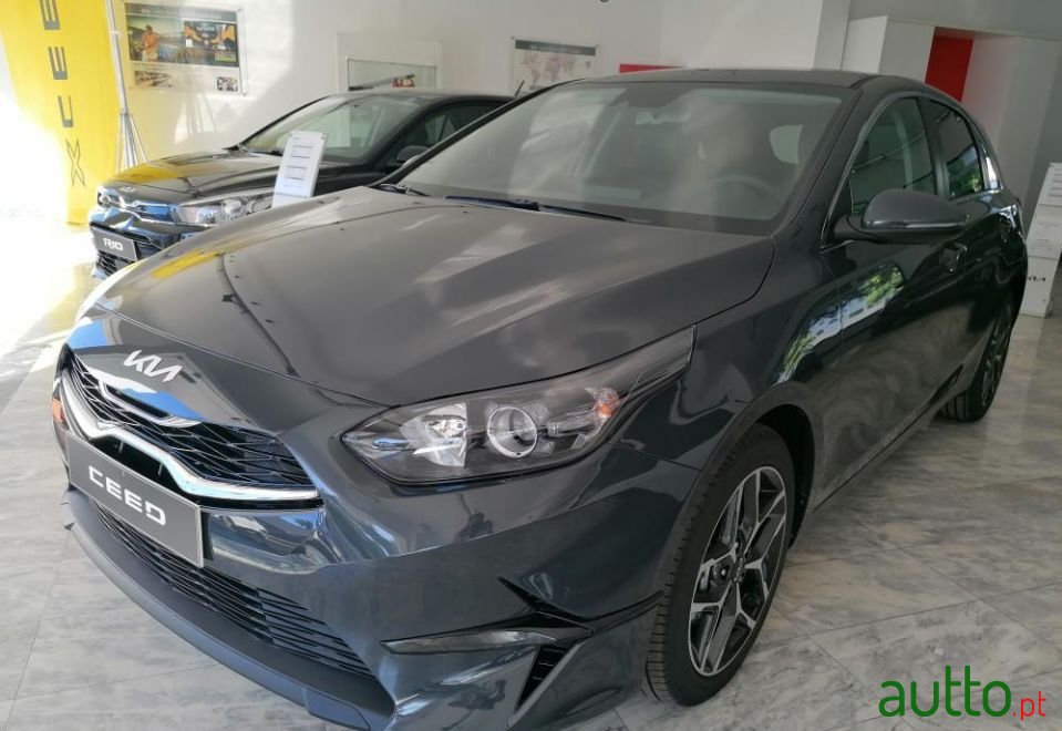 2021' Kia Ceed photo #1